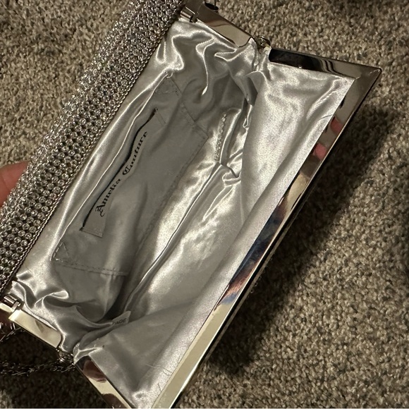 Hand bag - Picture 2 of 2